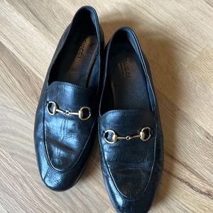 Iconic GUCCI loafers!!